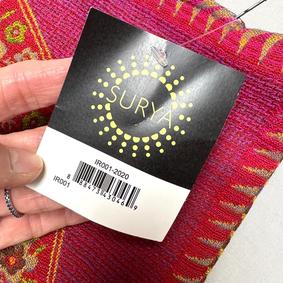 pillow cover SURYA wool weave floral 19x19 zip close NWT 1 cover boho hippie - Picture 8 of 11